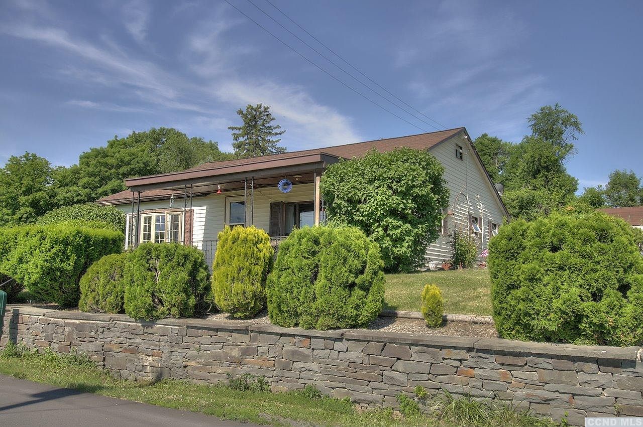 1955 River Rd, West Coxsackie, NY 12192 Zillow