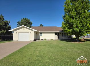 300 S Fry St, Montezuma, KS 67867