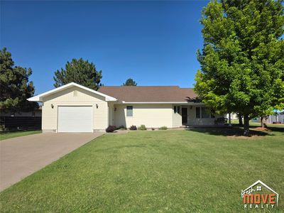 300 S Fry St, Montezuma, KS, 67867
