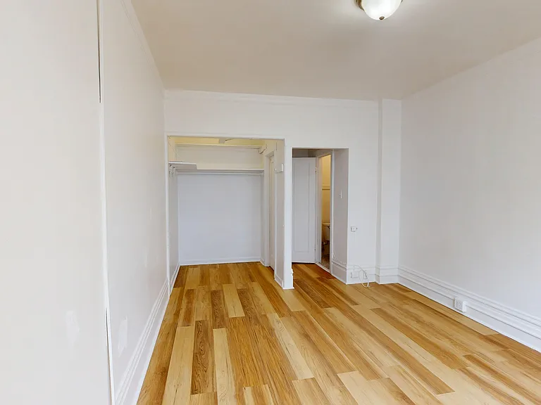 685 Geary Street — Photo 6