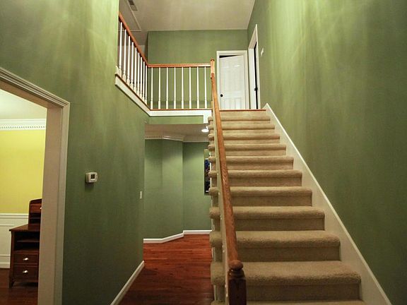3rd image of 1815 Raven Hill Ct