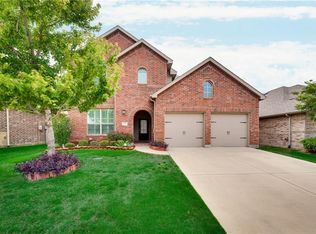 2032 Dripping Spgs, Forney, TX 75126