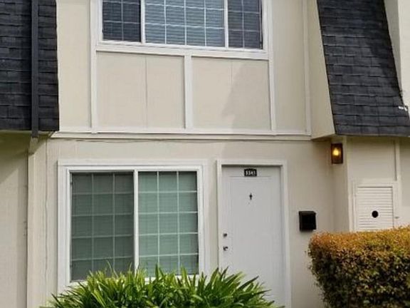 4th image of 5541 Don Scala Ct