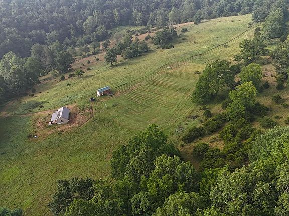 4th image of 534 Strauter Rd