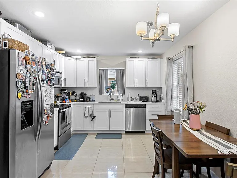 4215 W Bay Vista Ave — Photo 4