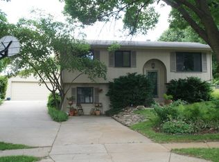 14219 Drexel Cir, Omaha, NE 68137