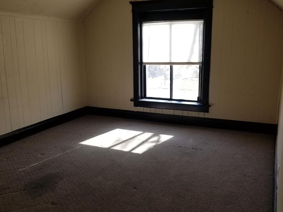2nd image of 357 E Center St APT 4