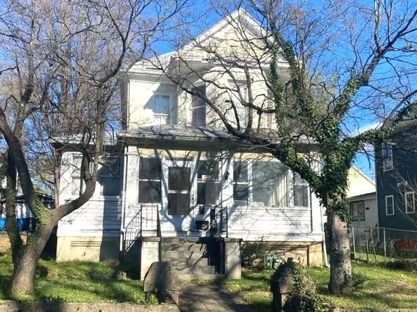 1015 Chapman Ave SW, Roanoke, VA 24016