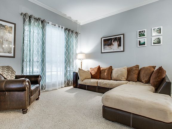 5th image of 3909 Blackjack Oak Ln