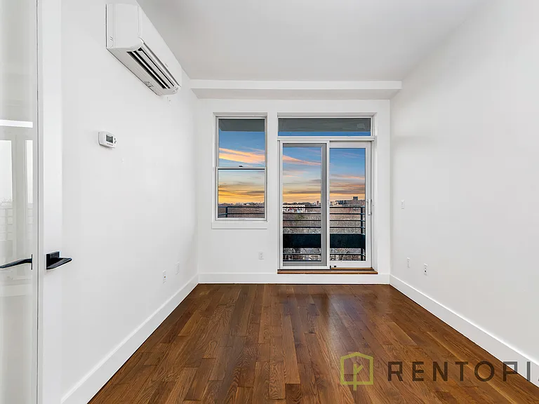 581 Ocean Pkwy #3G — Photo 3