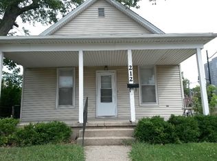 212 E Springfield Ave, Champaign, IL 61820
