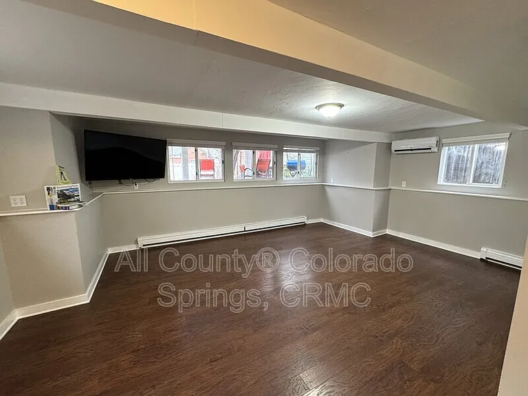 2126 W Kiowa St #10 — Photo 5