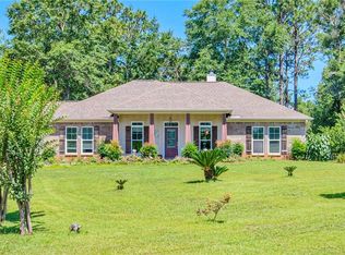 10305 Brothers Lake Club Rd, Wilmer, AL 36587