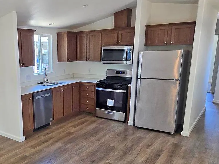 1342 Hannah Ave #124 — Photo 1