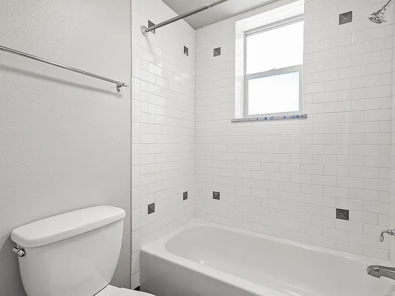 Rocket Apartments — Photo 19