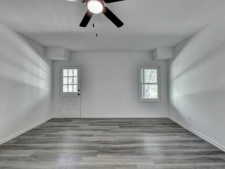 Guest bedroom