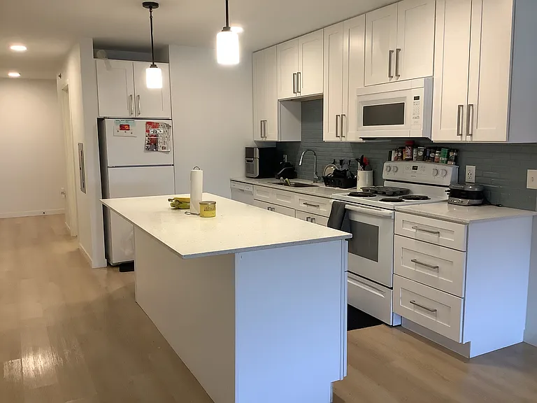 Ben Franklin Flats — Photo 6