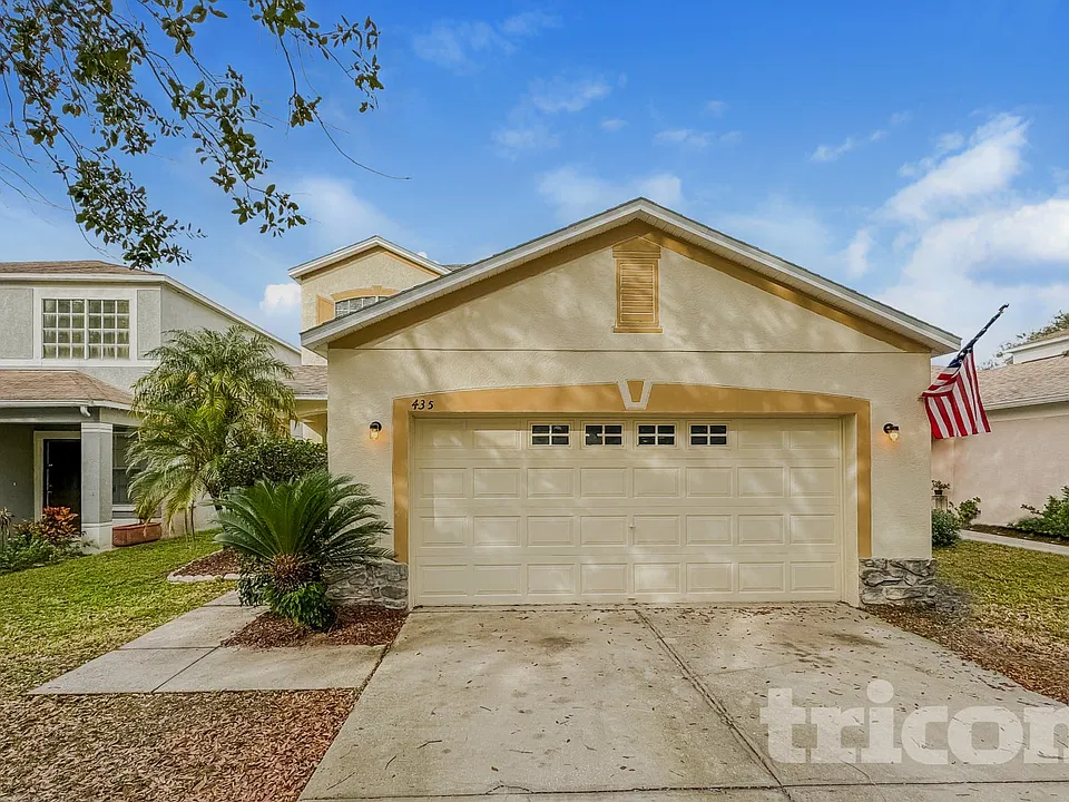 435 Maple Pointe Dr