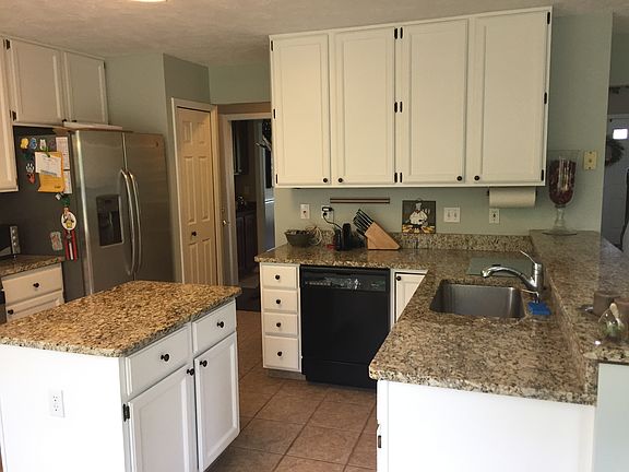 3rd image of 3116 Elisha Ln