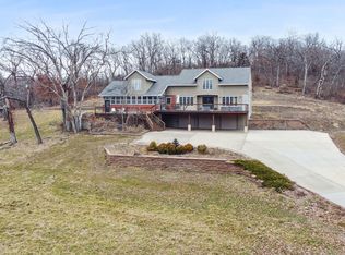 8141 Rhinehart Rd, Kansas City, MO 64139