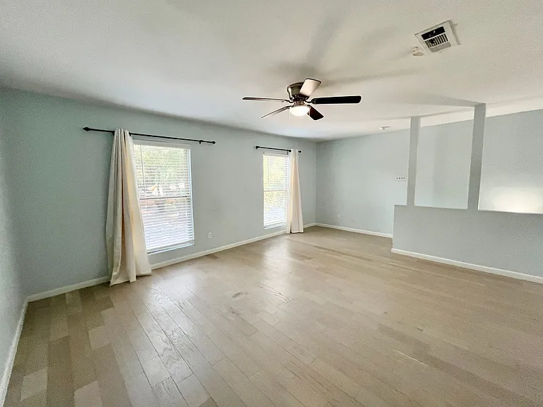 830 Blackburn St — Photo 25