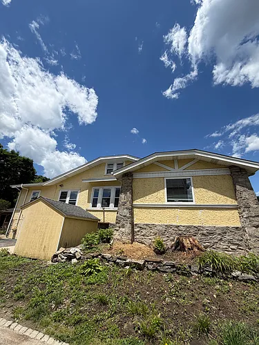302 Shadeland Ave Photo 1
