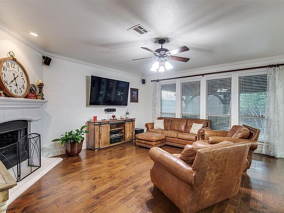5th image of 13831 Alden Ln