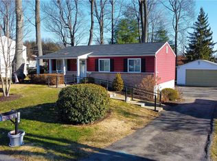 109 Avon Dr, Butler, PA 16001