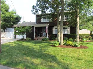 445 Penn Ave, Forked River, NJ 08731