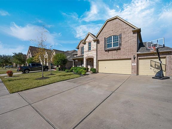 3rd image of 20514 Elderwood Terrace Dr