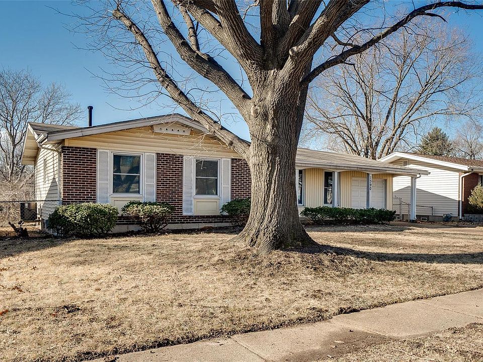 1390 Leisure Dr, Florissant, MO 63031 Zillow