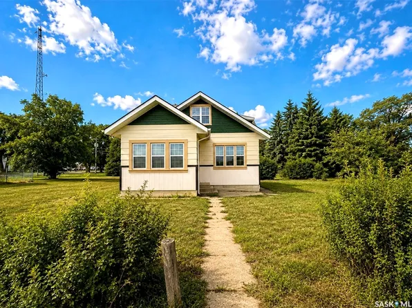 1110 Railway Street, Davidson, SK S0G 1A0