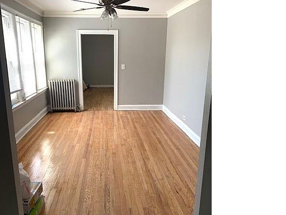 3rd image of 5600 S Francisco Ave #2