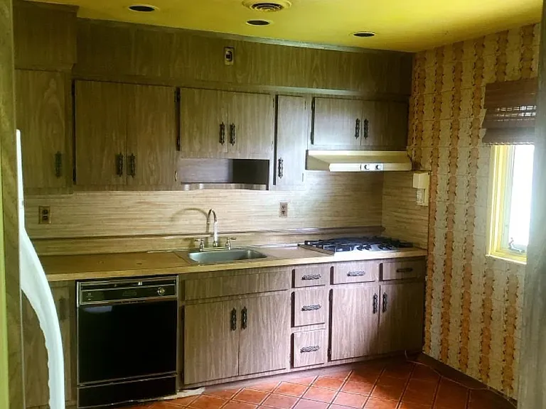 8 Gerardine Pl — Photo 9
