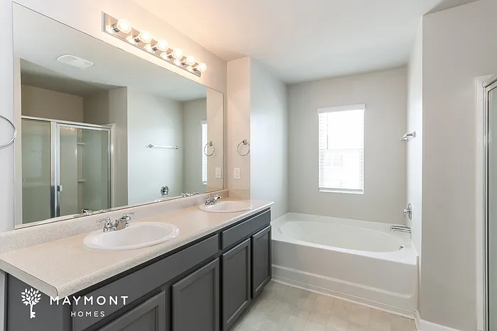 1321 Eldrick Ln — Photo 9