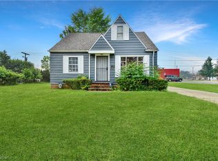 5559 Clement Ave, Maple Heights, OH 44137