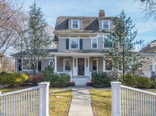 281 Park St, Montclair, NJ 07043