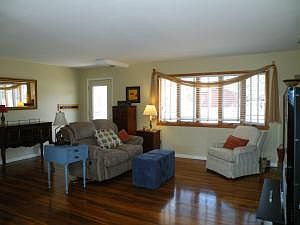 3rd image of 3863 Bickley Pl
