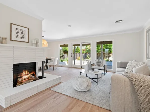 63 Olive Ct, Mountain View, CA 94041