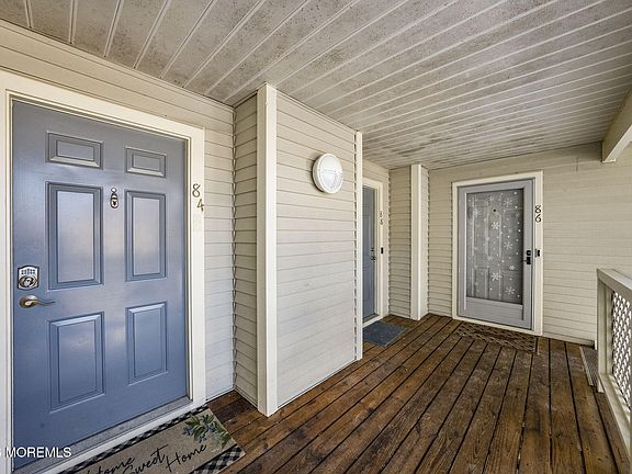 3rd image of 84 Briarwood Court