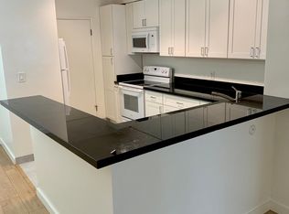 642 W Knoll Dr APT 104, West Hollywood, CA 90069