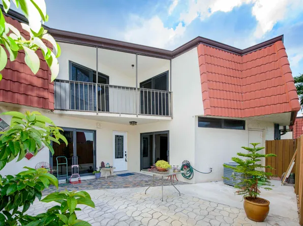3784 Victoria Drive, West Palm Beach, FL 33406