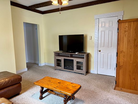 4th image of 130 Thomas Ave APT 2