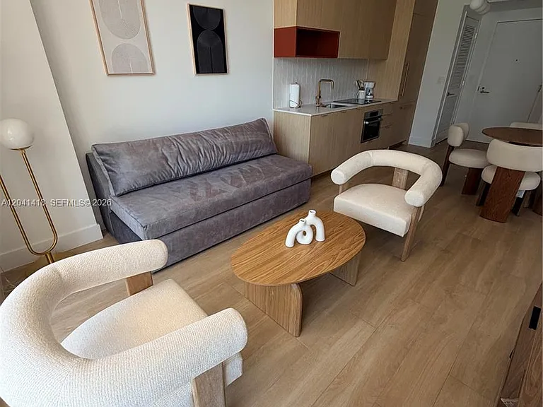 90 NE 32nd St #707 — Photo 6