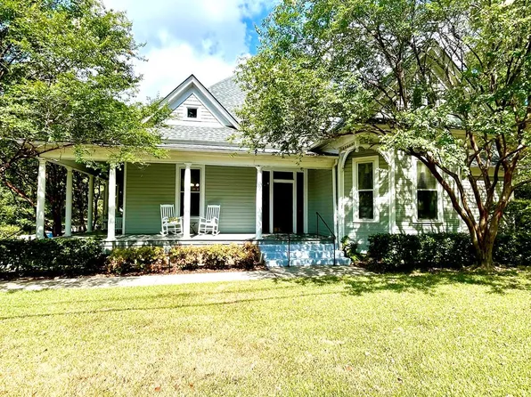 900 Laurel St, Summit, MS 39666