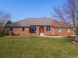 10253 Old Sawmill Rd, Bloomington, IL 61705