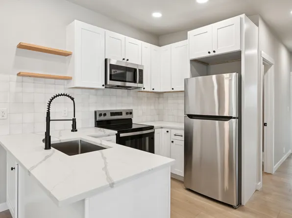 337 Martin Luther King Jr Way, Seattle, WA 98122