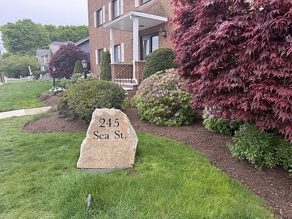 3rd image of 245 Sea St Unit 31