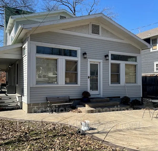 1704 Mississippi St — Photo 7
