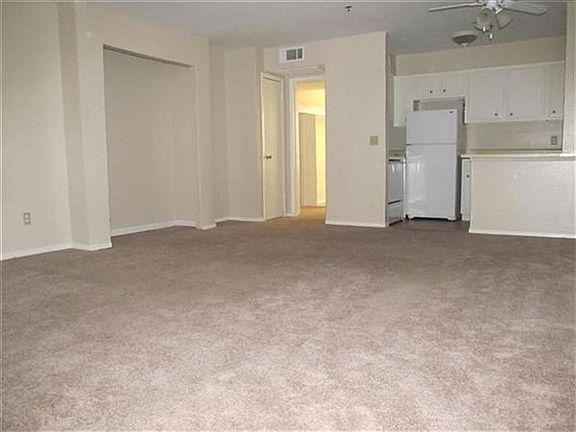 DC6B8A9EFD1088733B1C32A19C9CAB4D04E0